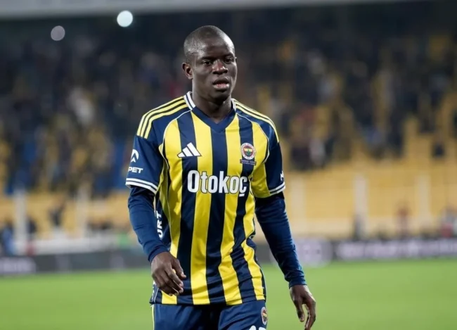 Fenerbahçe’de N’Golo Kante UEFA kadrosuna eklendi